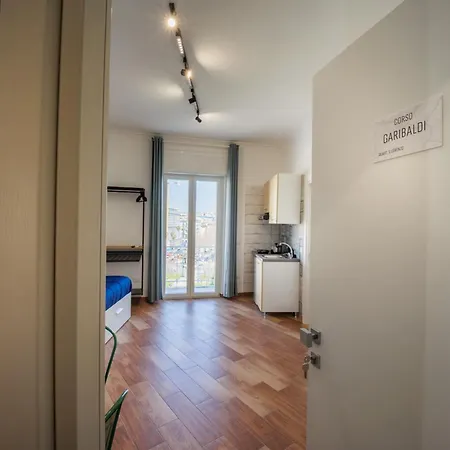 Konukevi Tony Napoli